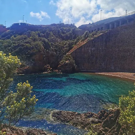 Appart hôtel Rousseau Théoule-sur-Mer